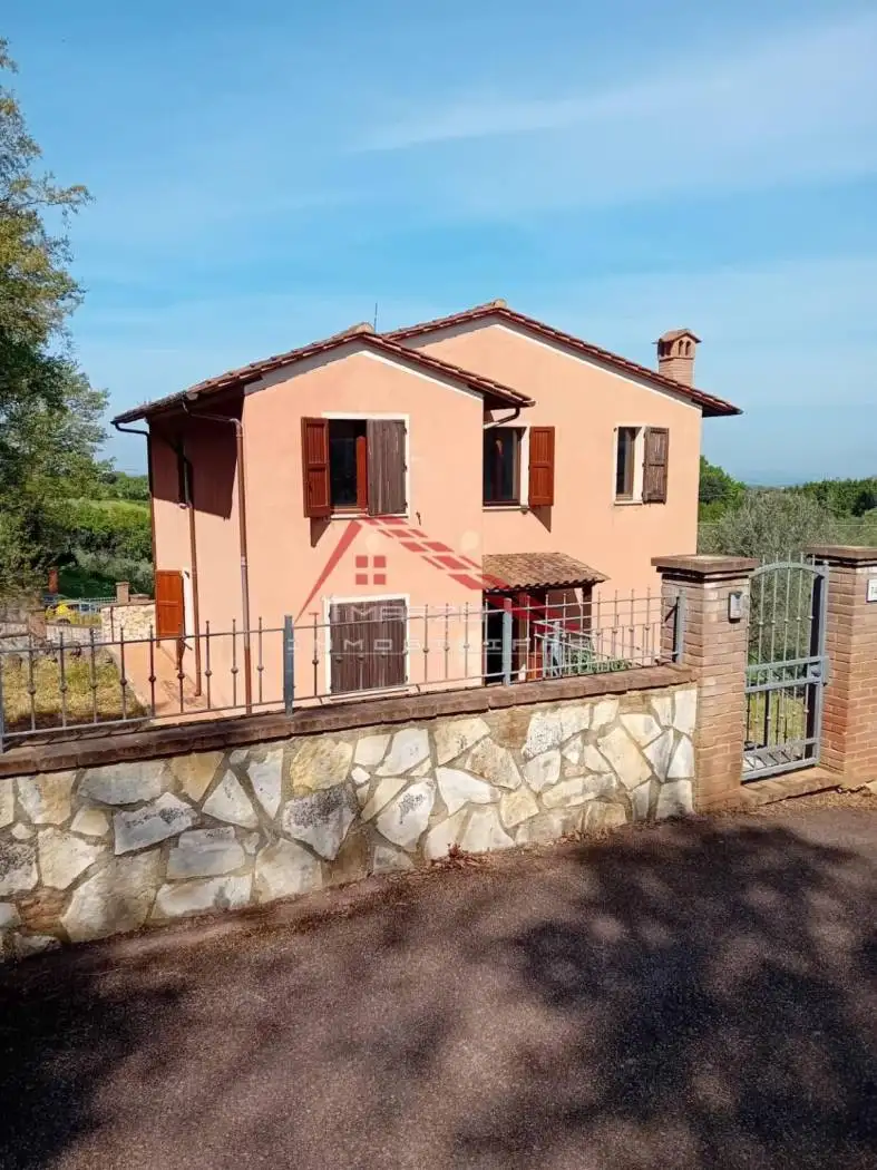 Villa in vendita a Casciana Terme Lari