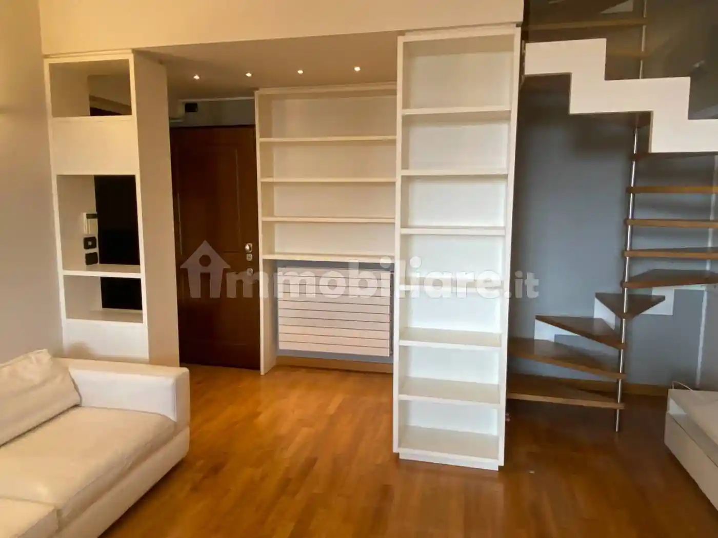 Appartamento in vendita a Vimercate