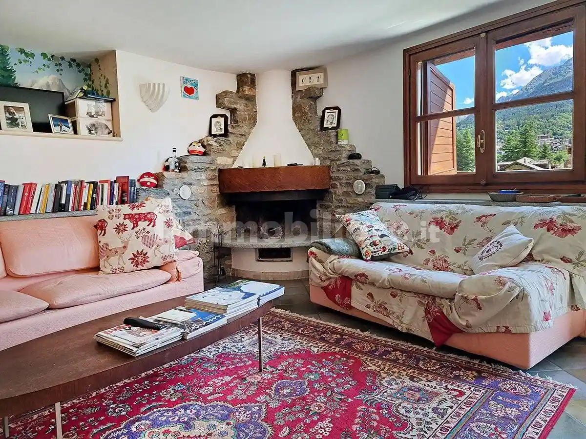 Appartamento in affitto a Courmayeur