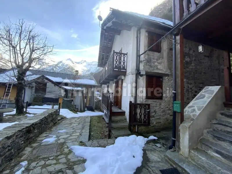 Terratetto unifamiliare frazione Piana 6, Alto Sermenza - foto 2