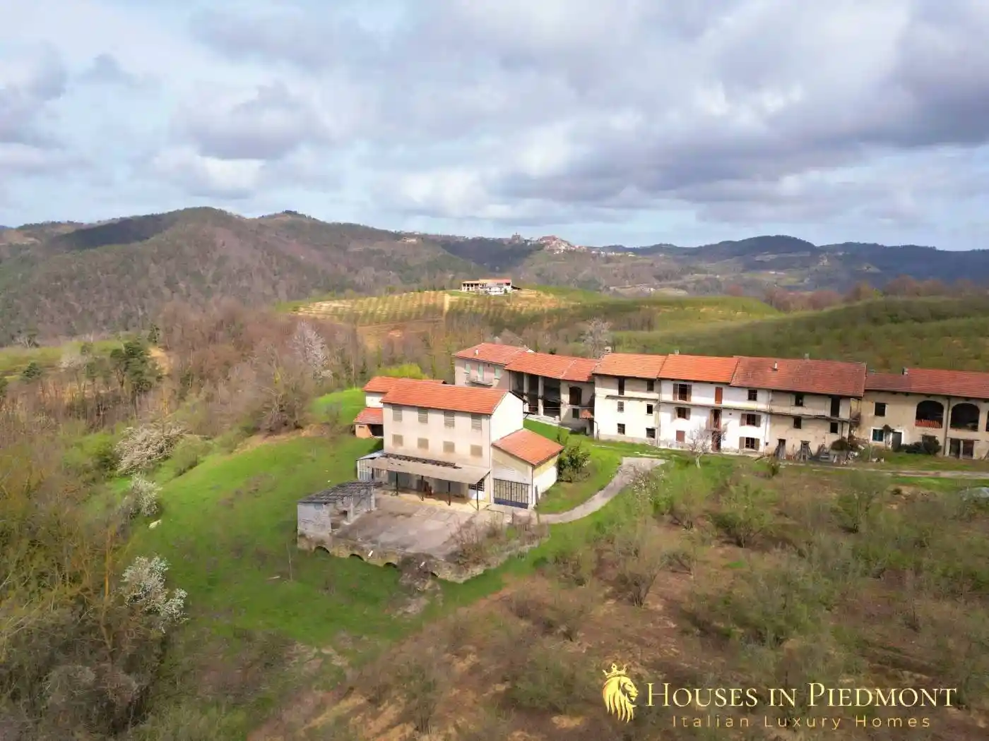 Casale, da ristrutturare, 260 m², Feisoglio - foto 2