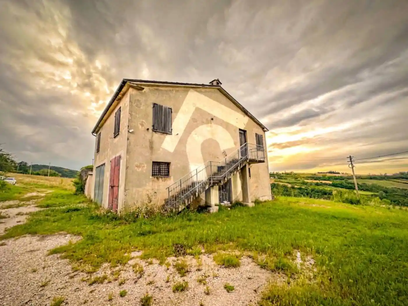 Rustico - Casale in vendita a Serra San Quirico