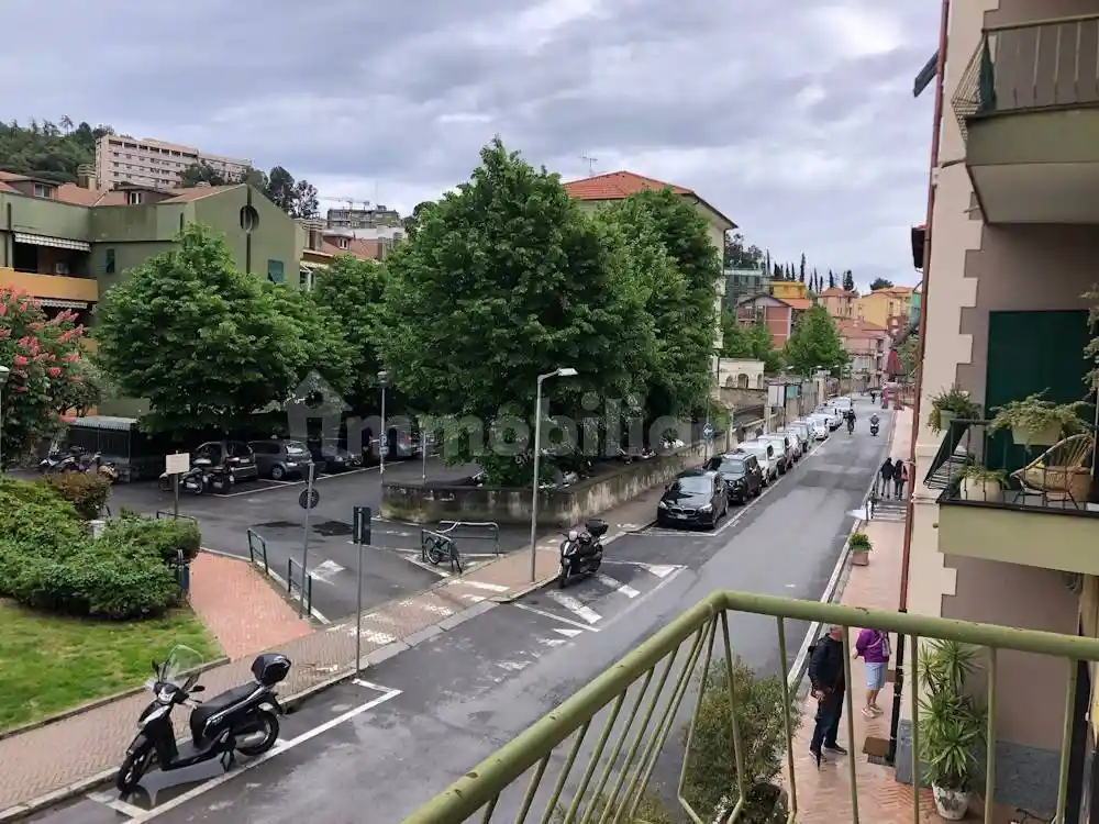 Appartamento in vendita a Finale Ligure