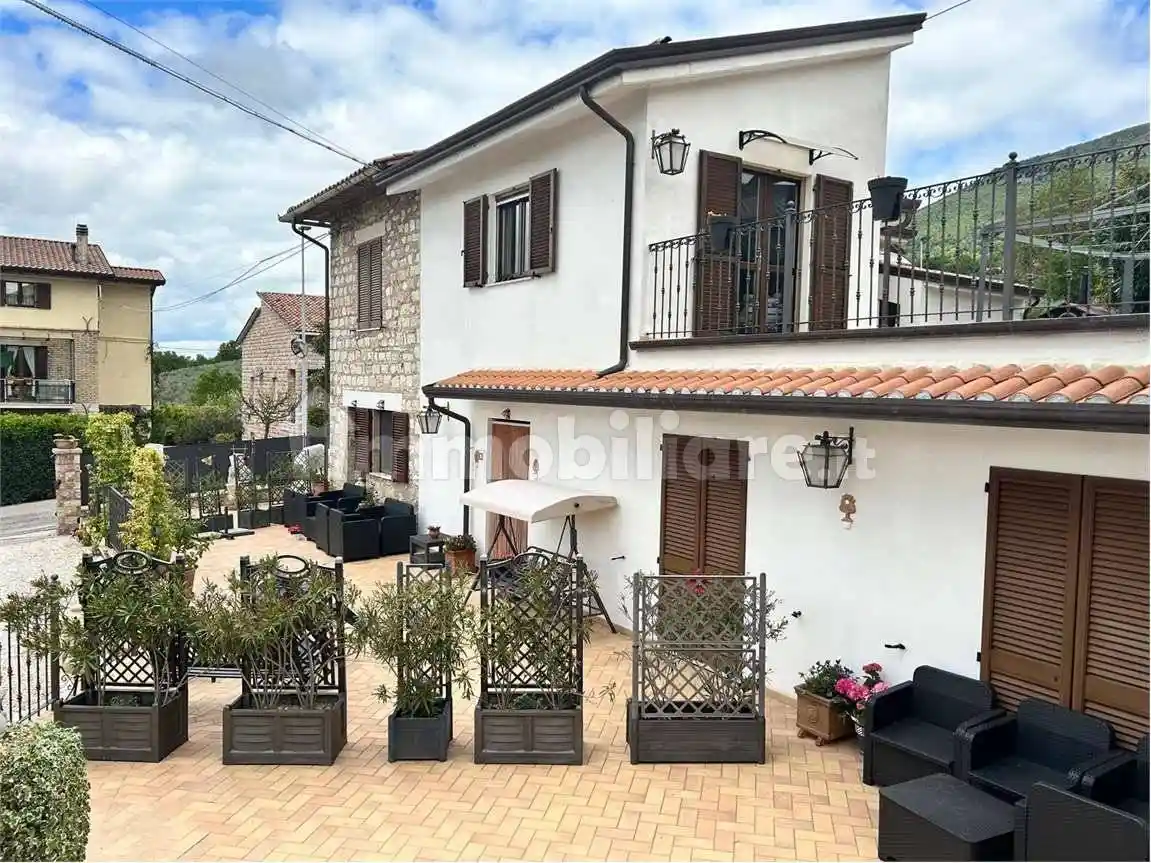 Villa in vendita a Assisi