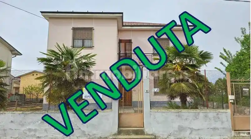 Appartamento in vendita a Pizzighettone