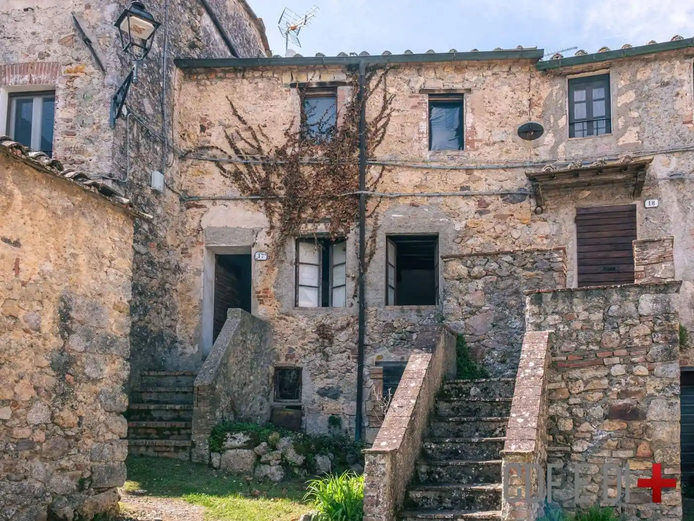 Appartamento in vendita a Monticiano