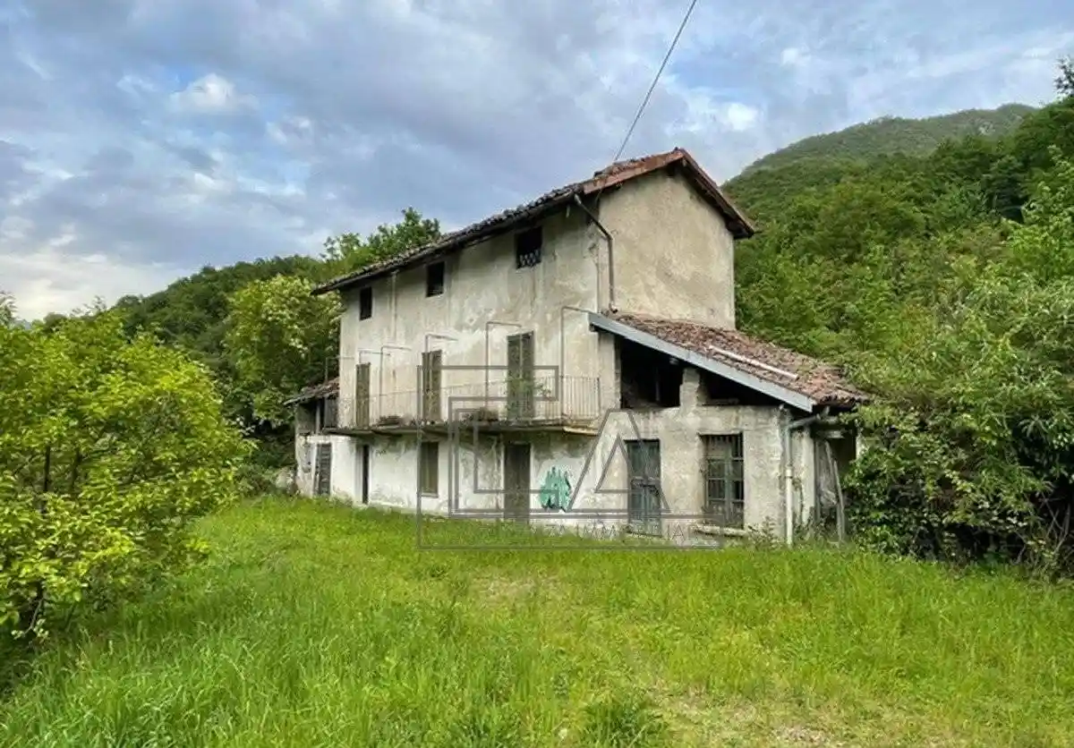 Rustico - Casale in vendita a Valmadrera