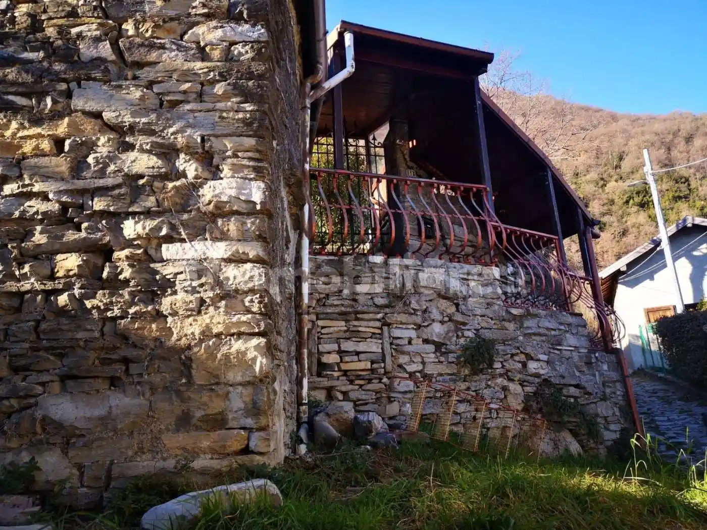 Rustico - Casale in vendita a Laglio