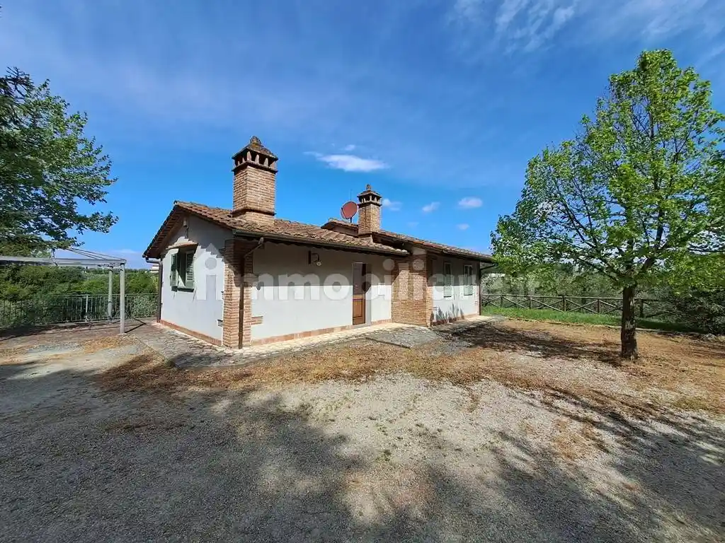 Rustico - Casale in vendita a Montopoli in Val d'Arno