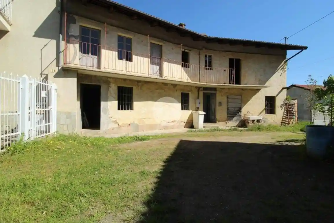 Casa indipendente in vendita a Sommariva Perno