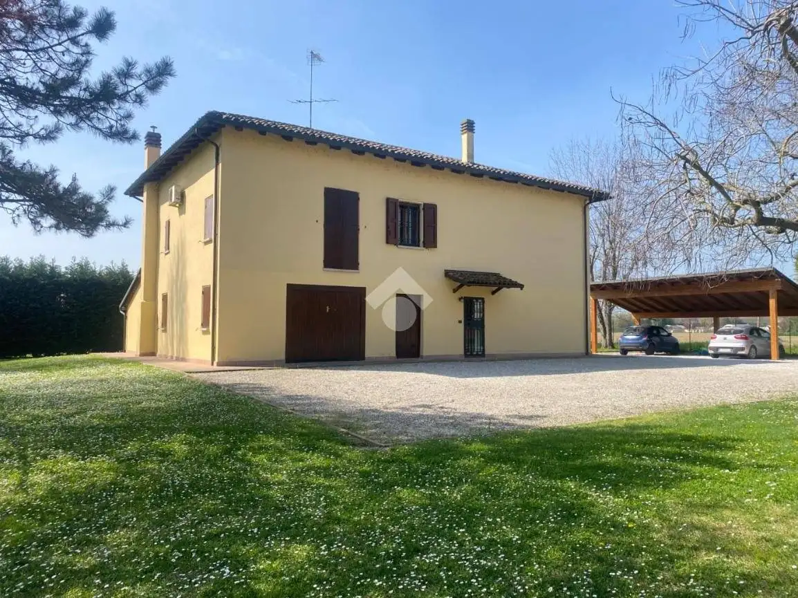 Villa in vendita a Budrio