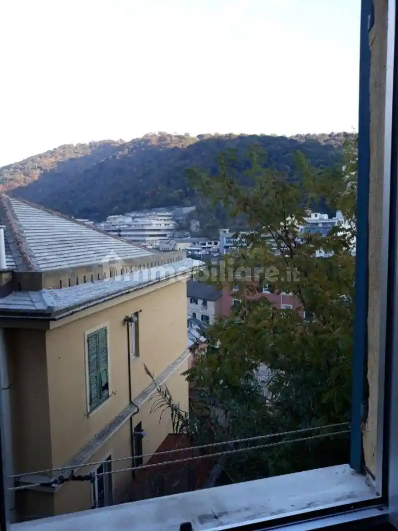 Appartamento in vendita a Genova