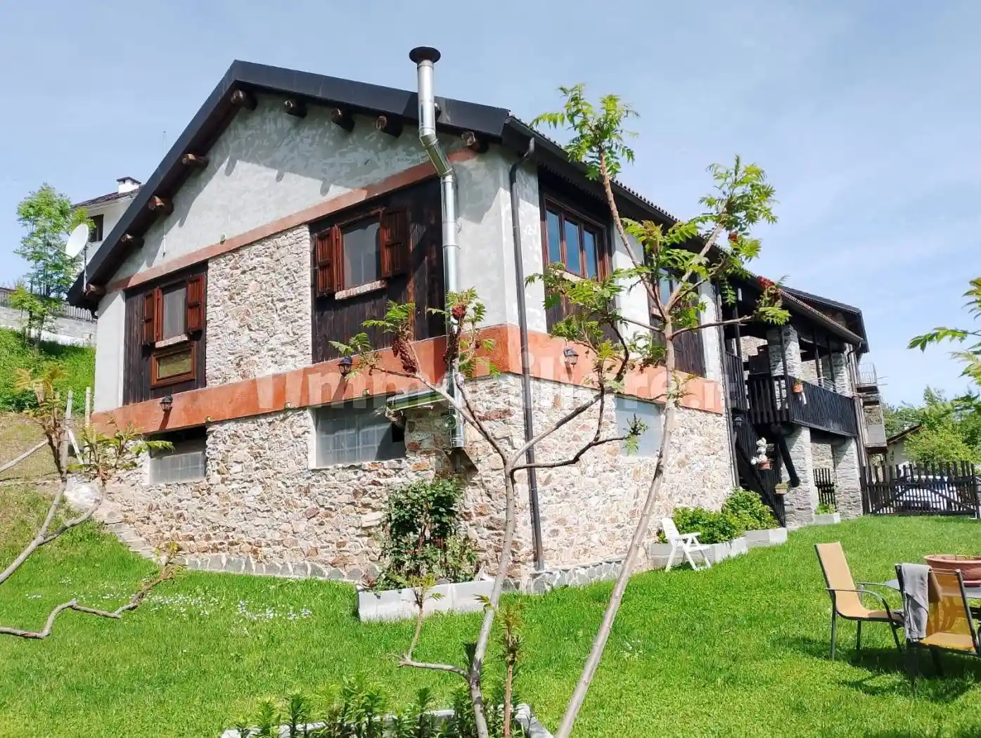 Rustico - Casale in vendita a Roburent