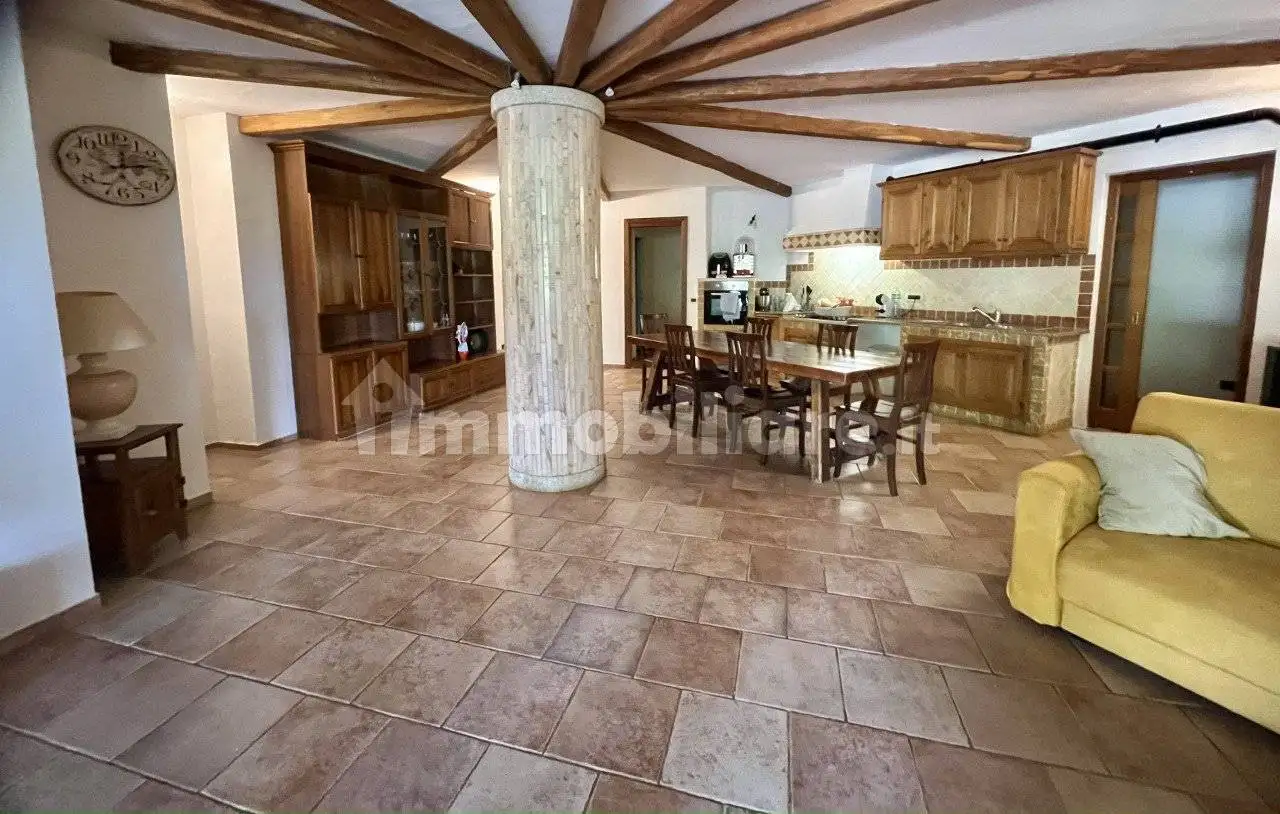 Villa in vendita a Olbia