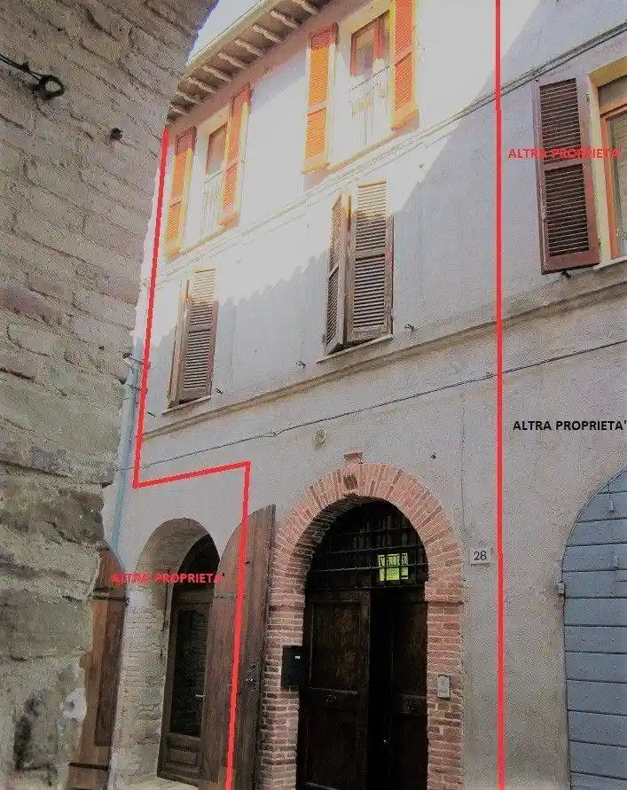 Palazzo - Edificio in vendita a Bevagna