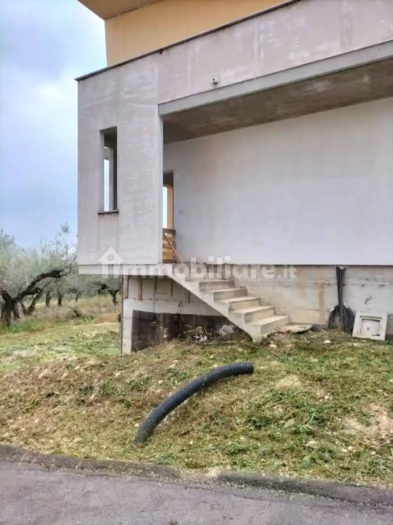 Trilocale 92 m², Loreto Aprutino - foto 3