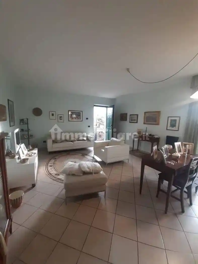 Villa in vendita a Carrara