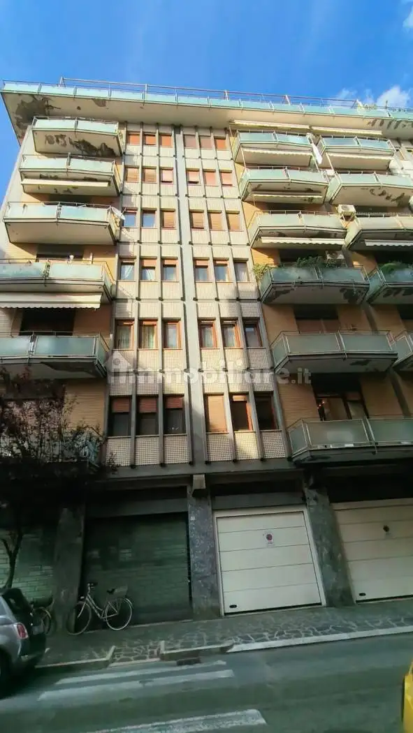 Palazzo - Edificio in vendita a Pescara