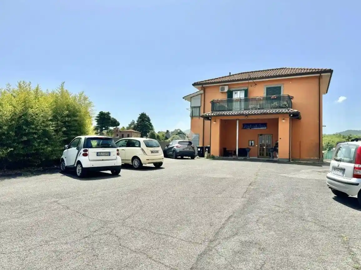 Palazzo - Edificio in vendita a San Cesareo