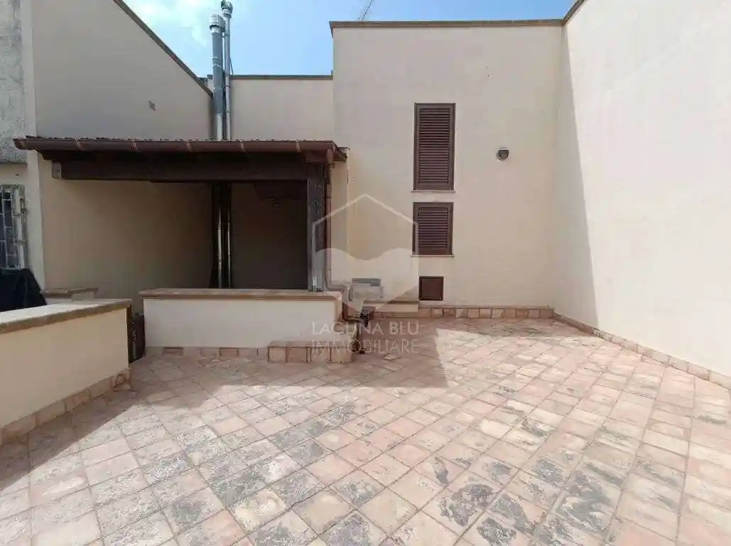 Palazzo - Edificio in vendita a Marsala