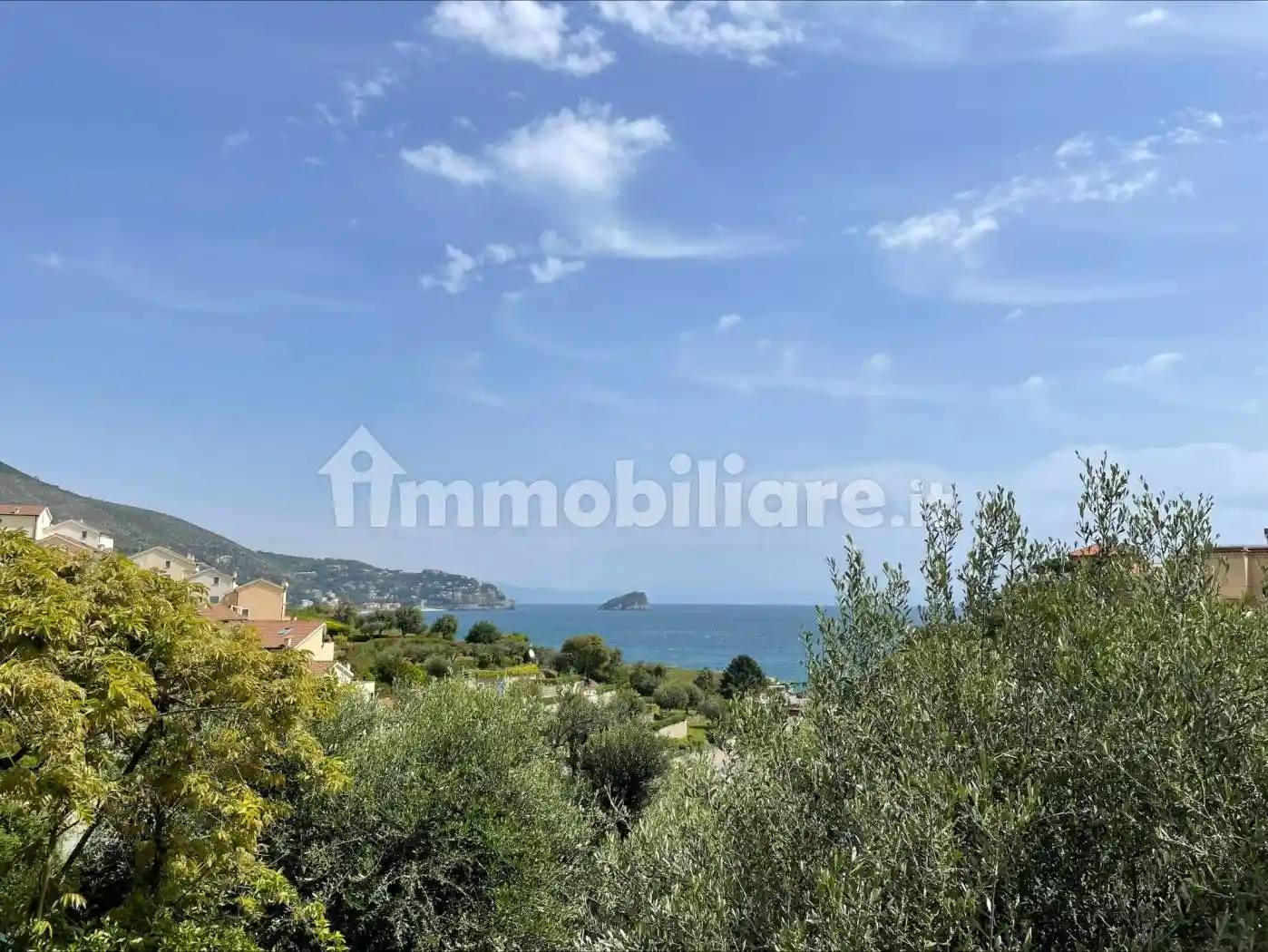 Villa in affitto a Noli