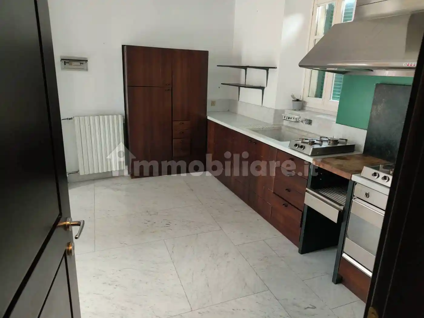 Appartamento via Giuseppe Verdi, Centro, Carrara - foto 2