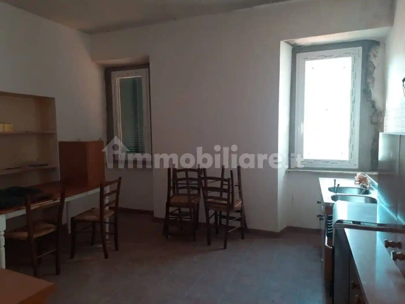 Appartamento in vendita a Livorno
