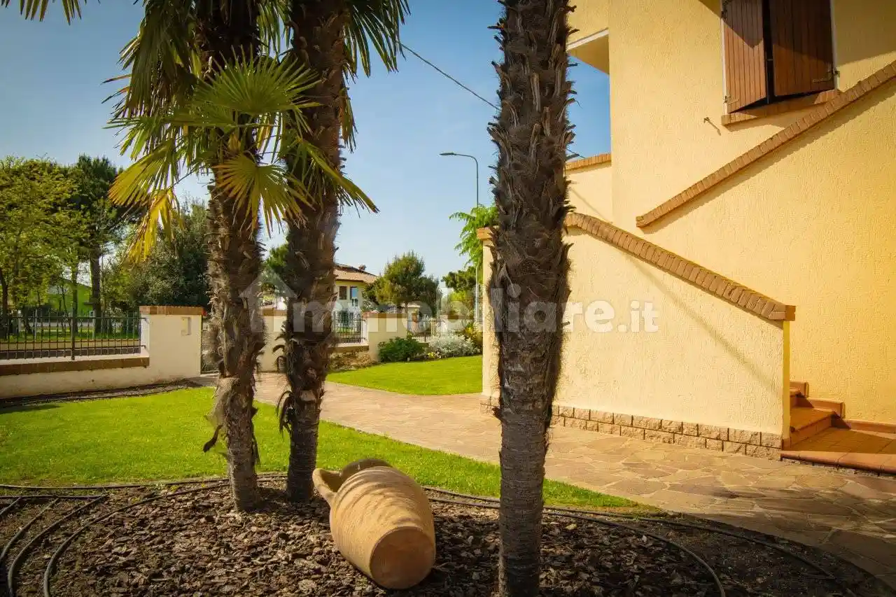 Villa in vendita a Mesola