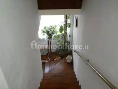 Appartamento buono stato, su più livelli, Avesa, Verona - foto 4