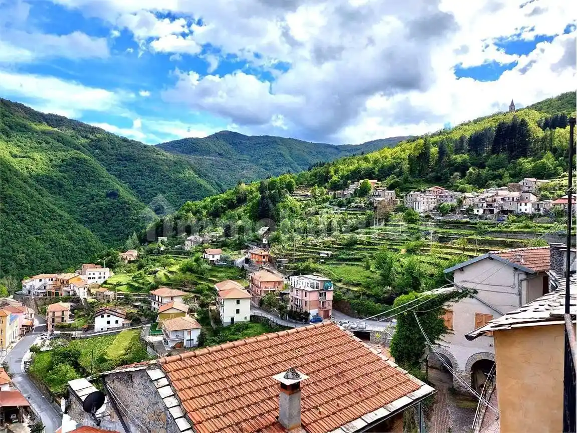 Terratetto unifamiliare via Borgoratto, 1, Centro, Rezzo - foto 3