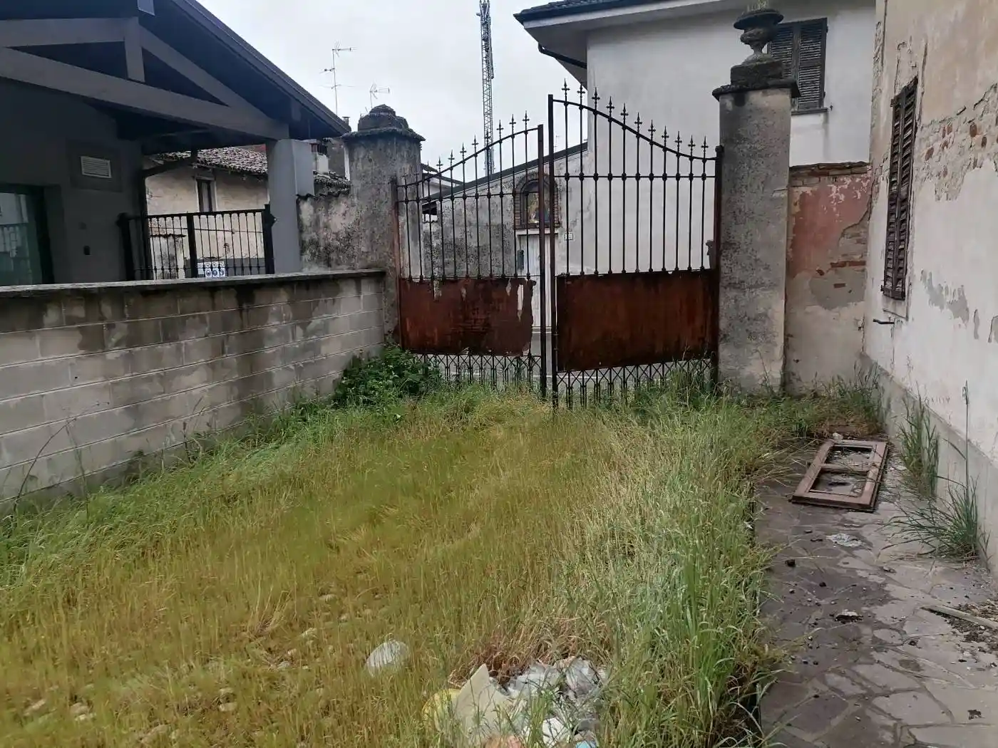 Rustico - Casale in vendita a Crespiatica