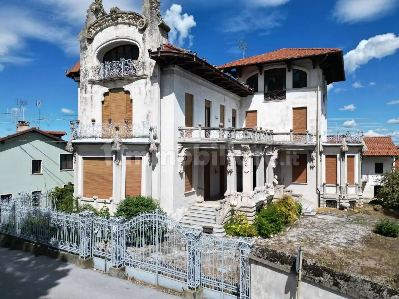 Villa in vendita a Caraglio