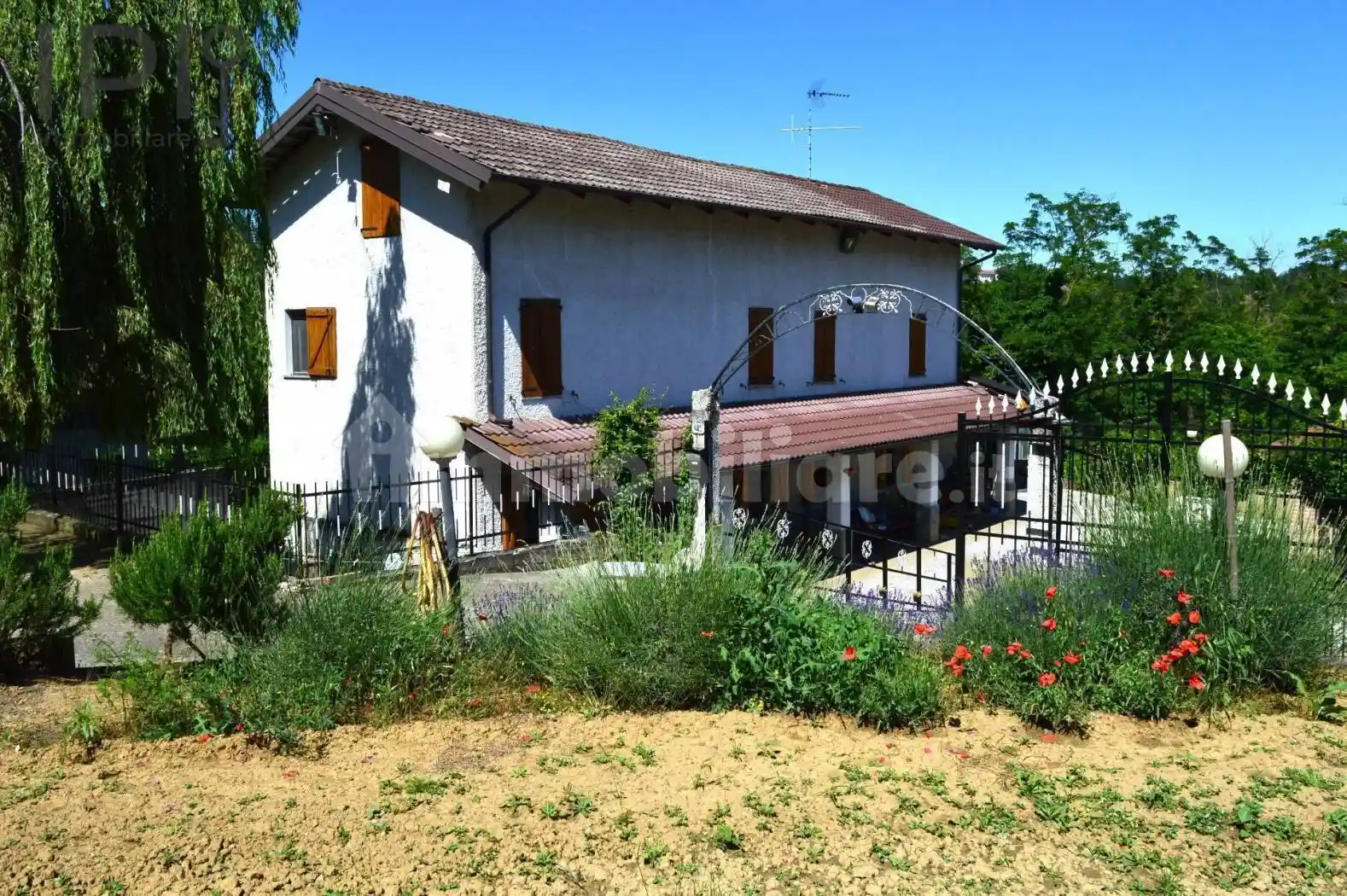 Villa in vendita a Incisa Scapaccino