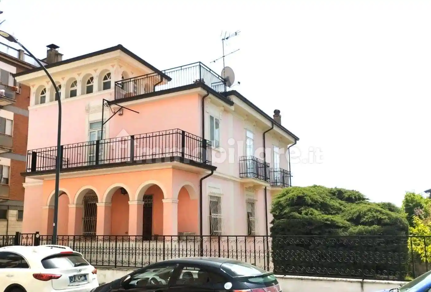 Villa unifamiliare via Monsignor Pio Marcello Bagnoli 162, Centro, Avezzano - foto 2