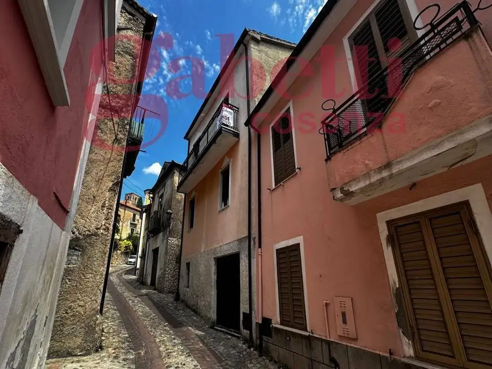 Appartamento in vendita a Rovito