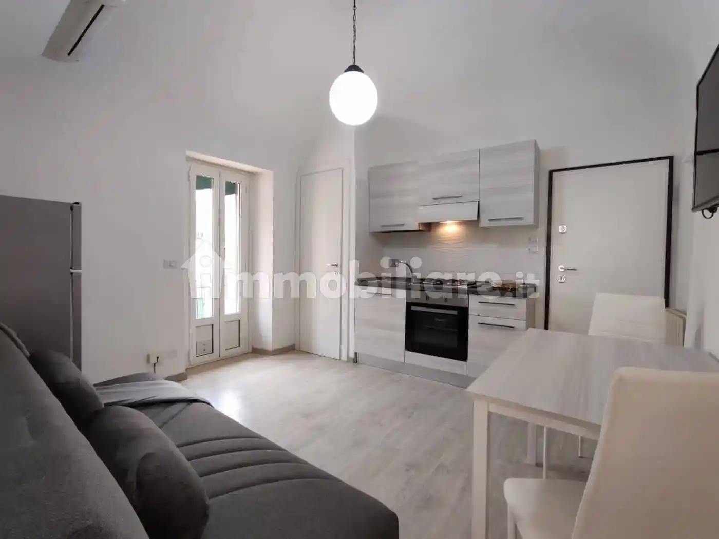 Appartamento in affitto a Alassio