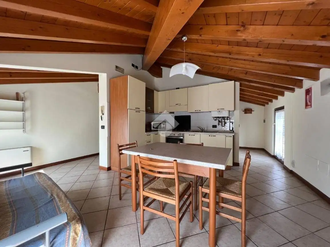 Trilocale via G. Matteotti 345, Centro, Acquanegra sul Chiese - foto 4