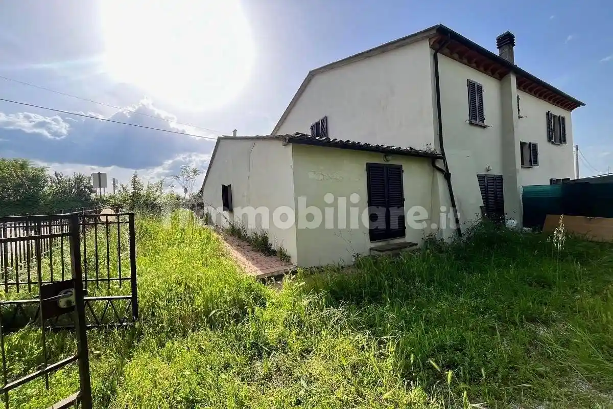 Appartamento in vendita a Gambassi Terme