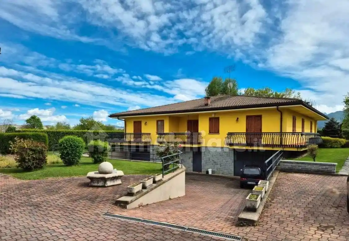 Villa in vendita a Peveragno