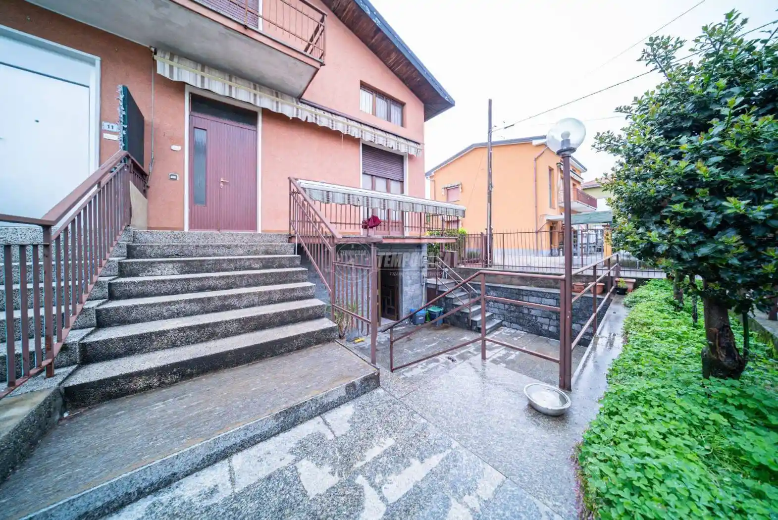 Villa in vendita a Carnago