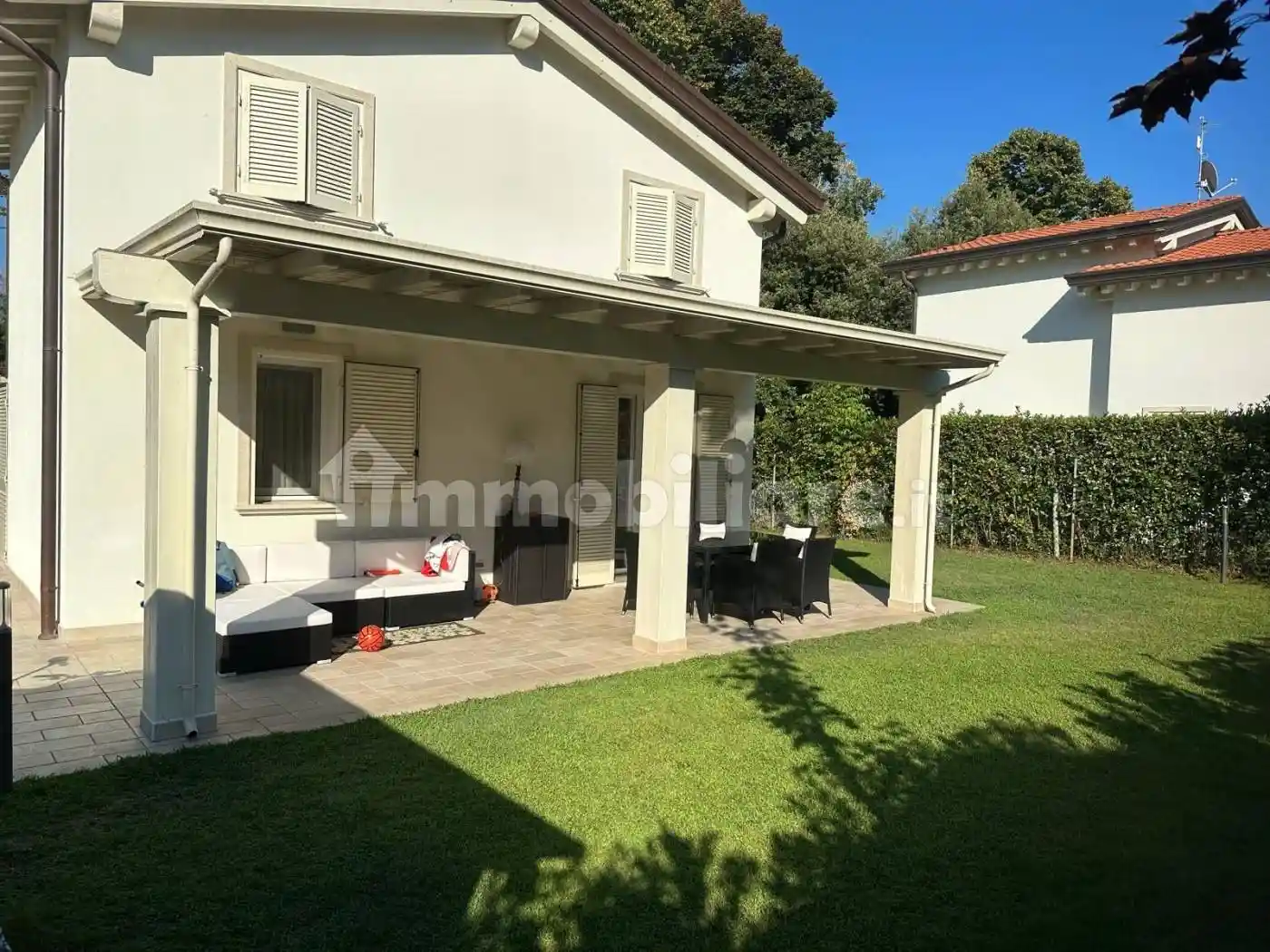 Villa in vendita a Montignoso