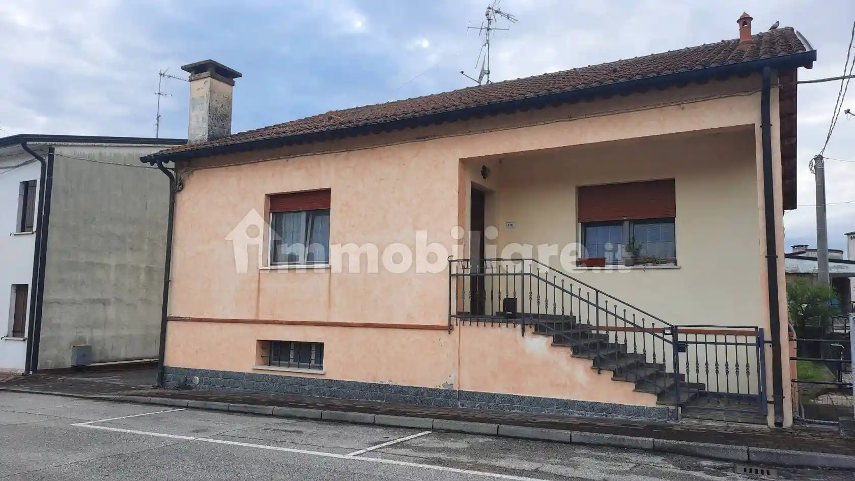 Villa in vendita a Frassinelle Polesine