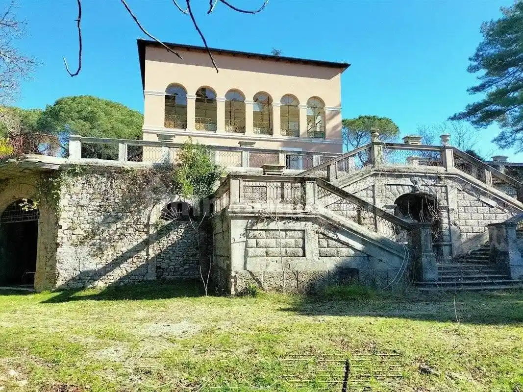 Villa in vendita a Perugia