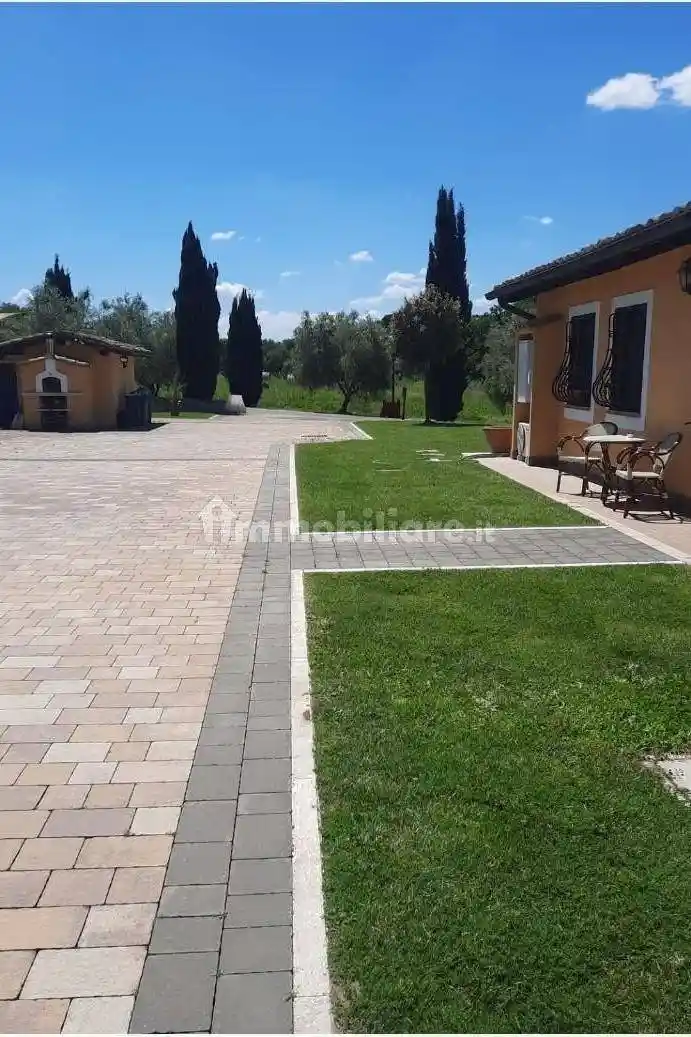 Villa in affitto a Roma