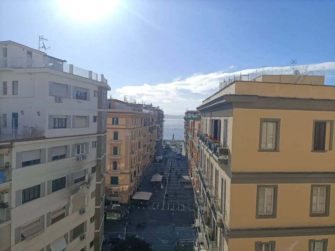 Appartamento in vendita a Napoli