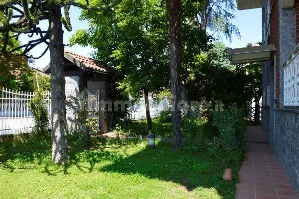 Villa bifamiliare via Michelangelo Buonarroti 25, Caresanablot - foto 4