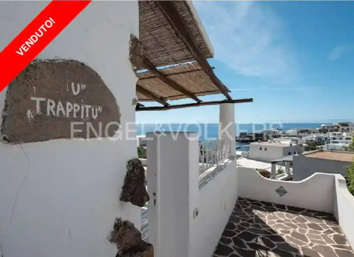 Villa in vendita a Lipari