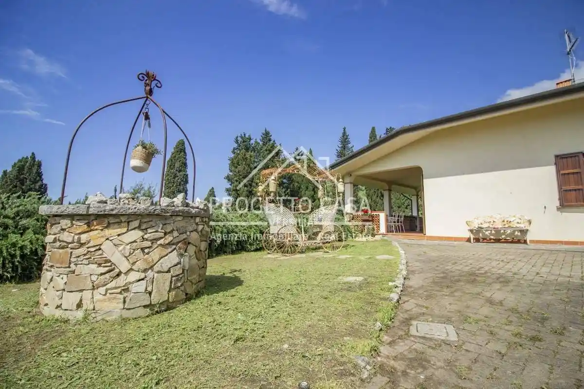 Villa in vendita a Massarosa