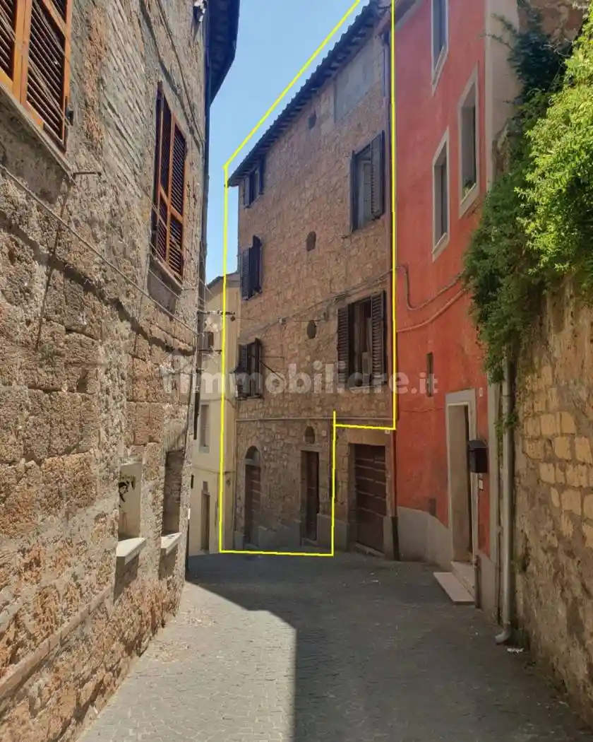 Casa indipendente in vendita a Acquapendente