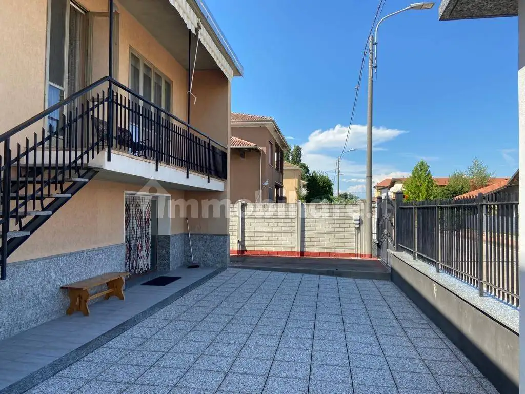 Villa in vendita a Vinzaglio